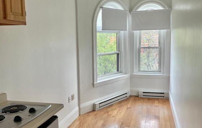 Studio, 1 bath, $1,795, Unit 12