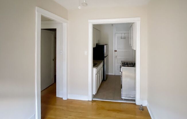 Studio, 1 bath, 445 sqft, $1,595, Unit 516-207