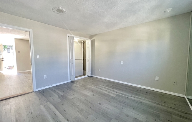 2 beds, 1 bath, 740 sqft, $2,600, Unit 1