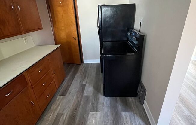 2 beds, 1 bath, $850