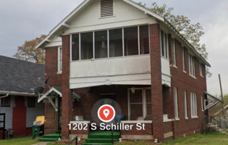 1202 S Schiller St