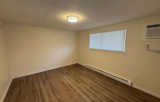 1 bed, 1 bath, $870, Unit Unit 6