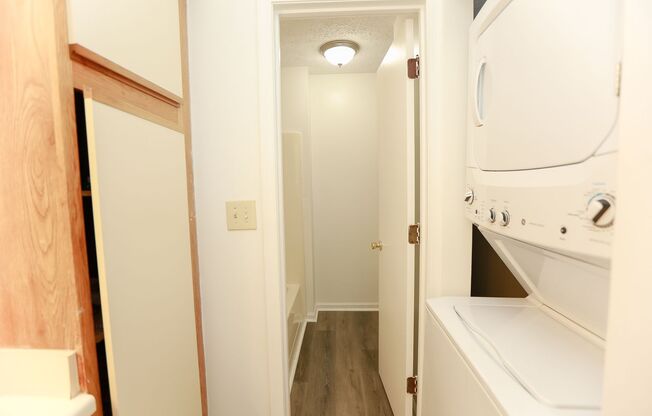 1 bed, 1 bath, $1,295