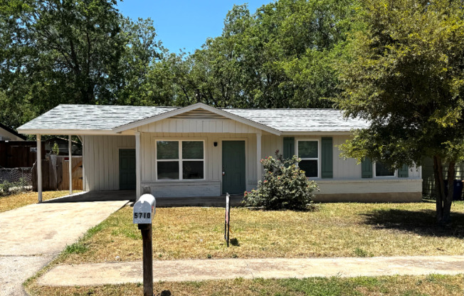 5710 GLN MDW DR