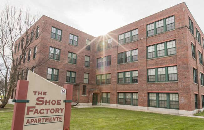 2 beds, 1 bath, 948 sqft, $1,495, Unit 913-313