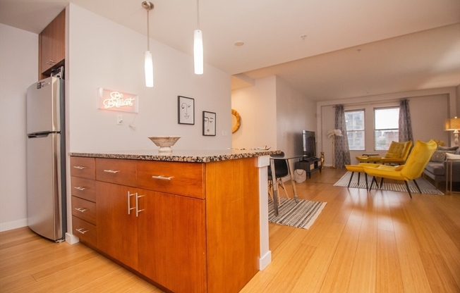 2 beds, 2 baths, 1,080 sqft, $5,750, Unit 401