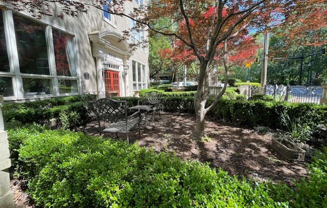 3 beds, 3 baths, $4,195, Unit Unit # 5