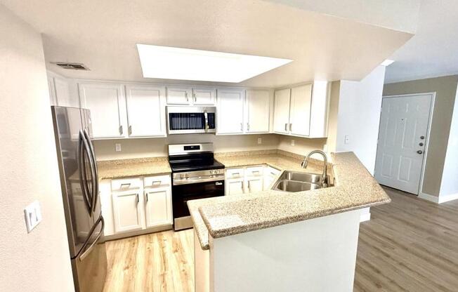 3 beds, 2 baths, 1,191 sqft, $1,600