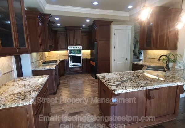 9739 NW HENRY CT