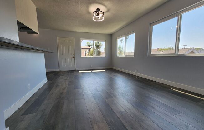 1123 Hellman