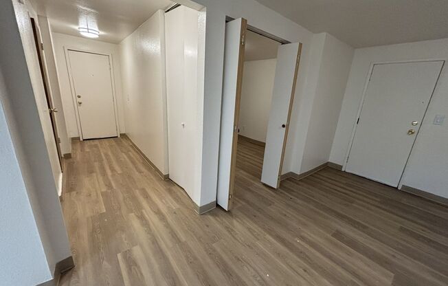 1 bed, 1 bath, 600 sqft, $1,495, Unit B