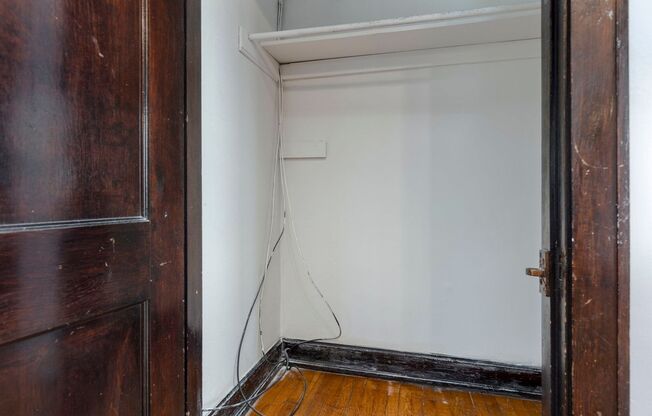 1 bed, 1 bath, 900 sqft, $850, Unit #25