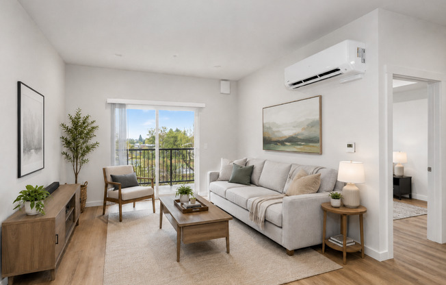 1 bed, 1 bath, 677 sqft, $1,400