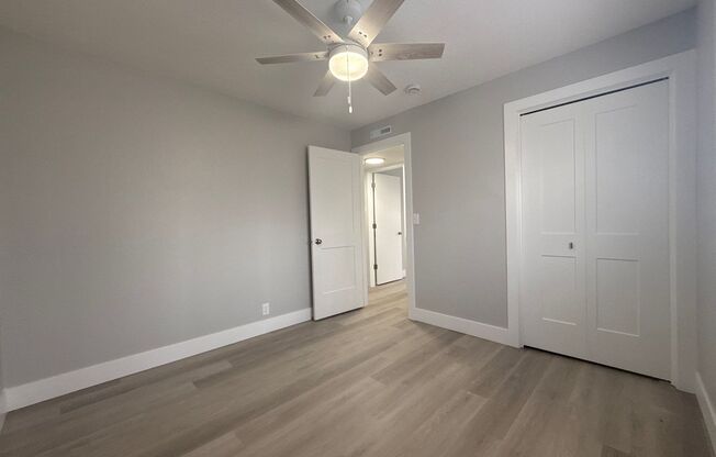 2 beds, 1 bath, $795, Unit B8