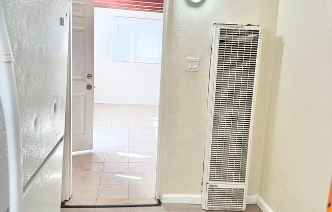 310 CHARLESTON ST SE