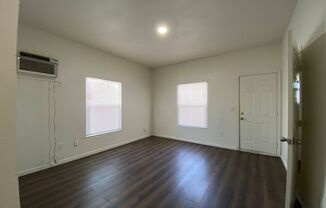 2 beds, 1 bath, $1,350