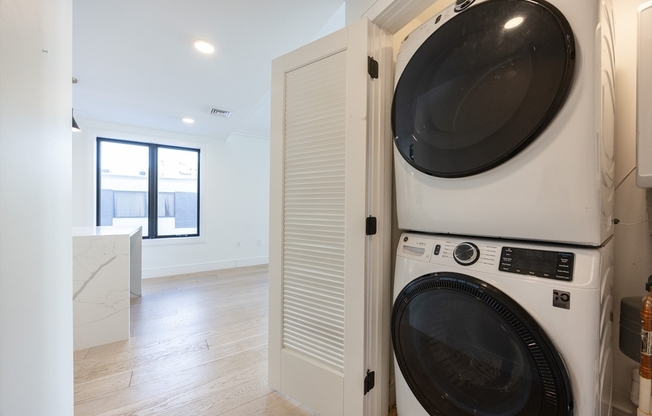 1 bed, 1 bath, 688 sqft, $2,950, Unit 209