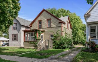 Great 5BD/1BA House Near U of M. Must See! Avail. 9/1/24