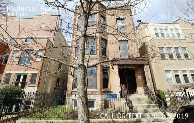 3126 N  Seminary Ave.