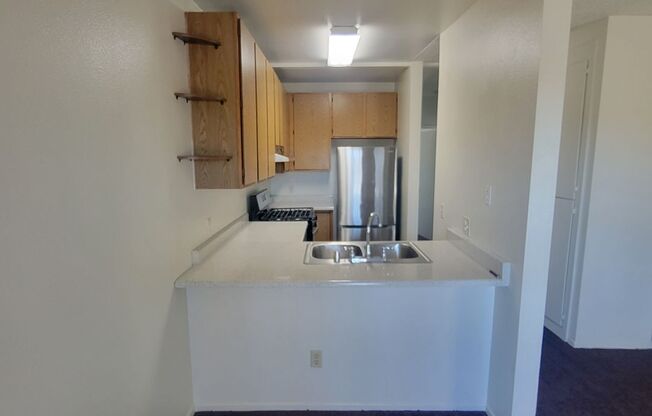 2 beds, 1 bath, $1,795, Unit 9