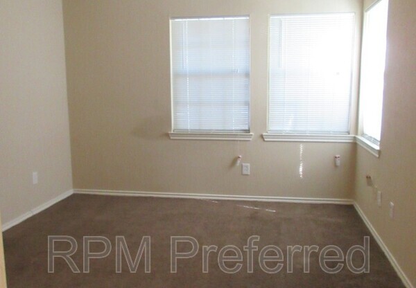 23324 SANDPIPER TRL