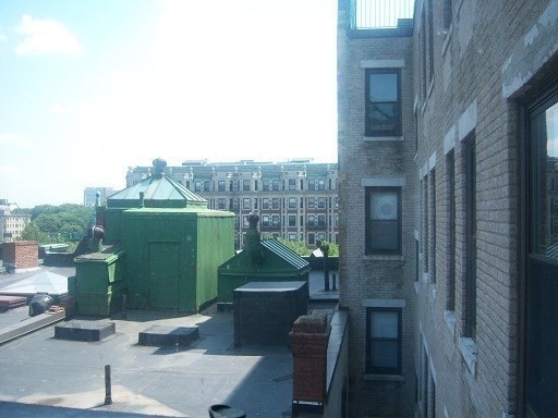 2 beds, 1 bath, 850 sqft, $3,700, Unit 605