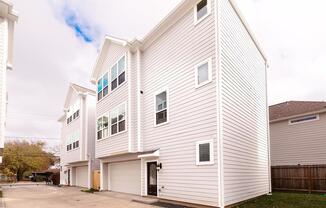 623 LINK RD