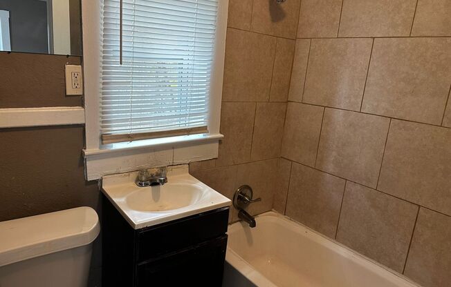 1 bed, 1 bath, $1,150