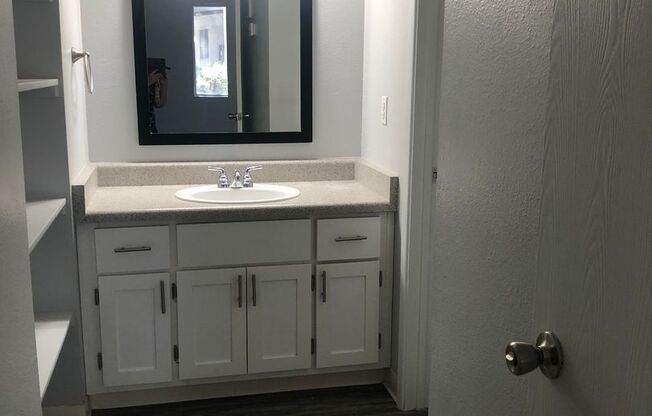 1 bed, 1 bath, 665 sqft, $944, Unit 102