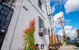 821 FLINT AVE