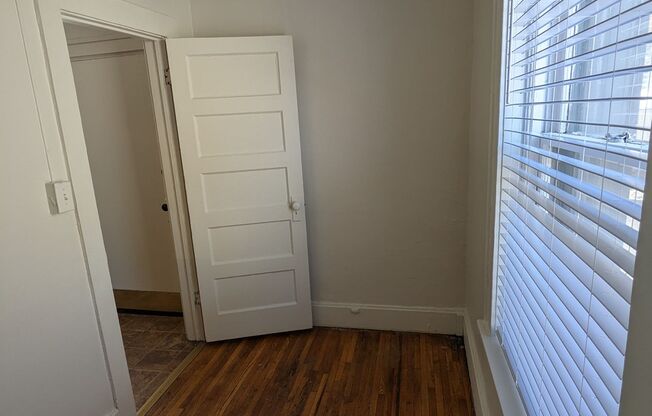 1 bed, 1 bath, 630 sqft, $1,050, Unit 02