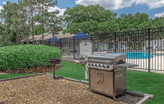 The Julep & Julep Flats - Apartment Living in Brooksville, FL