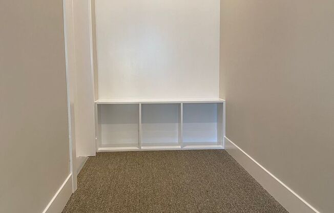 2 beds, 1 bath, 880 sqft, $1,675, Unit 4515 #200 (#68)