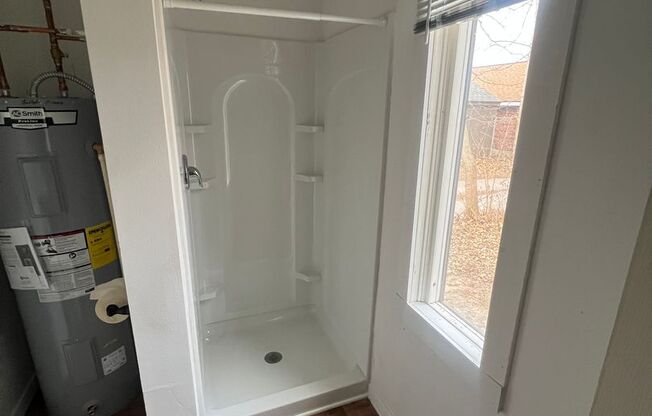 Studio, 1 bath, $750, Unit 919