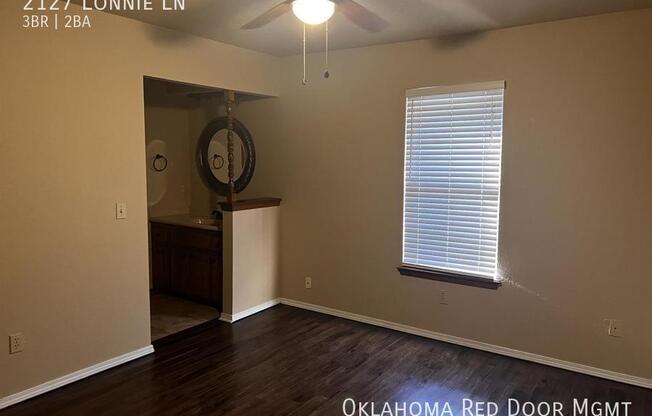 3 beds, 2 baths, 1,132 sqft, $1,360