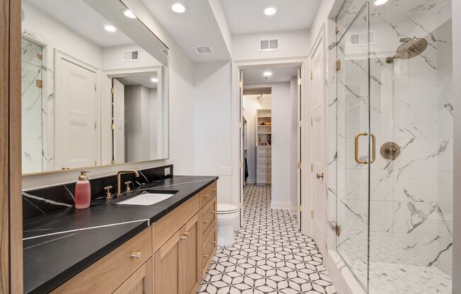 3 beds, 3.5 baths, $10,000, Unit Units 1005-1006