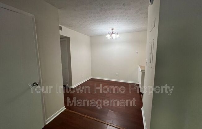 2711 Fairlee Drive Unit C3