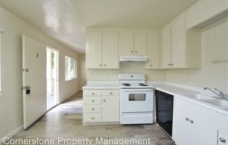 215 S 12th St