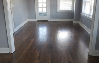 203 W 38th St