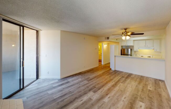 1 bed, 1 bath, 624 sqft, $1,950