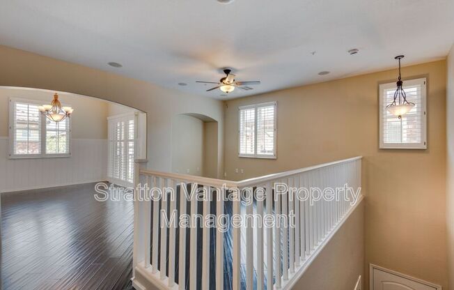 2724 S VOYAGER DR