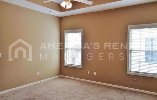 3 beds, 2 baths, $1,595