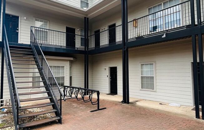 4 beds, 2 baths, 1,810 sqft, $1,895, Unit 103