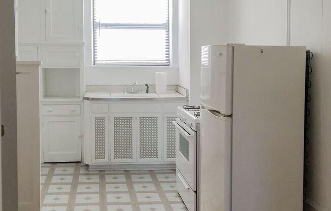 1 bed, 1 bath, 630 sqft, $1,875, Unit 4600-3G