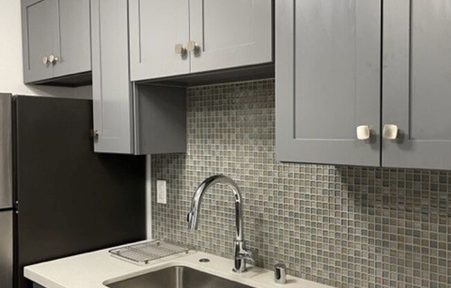 Cohanim Renaissance on The University Ave!