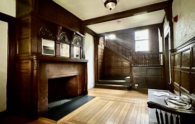 73 GARDNER ST