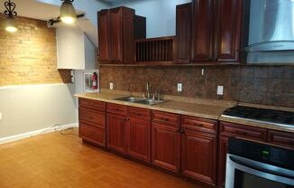 2 beds, 1.5 baths, $1,900