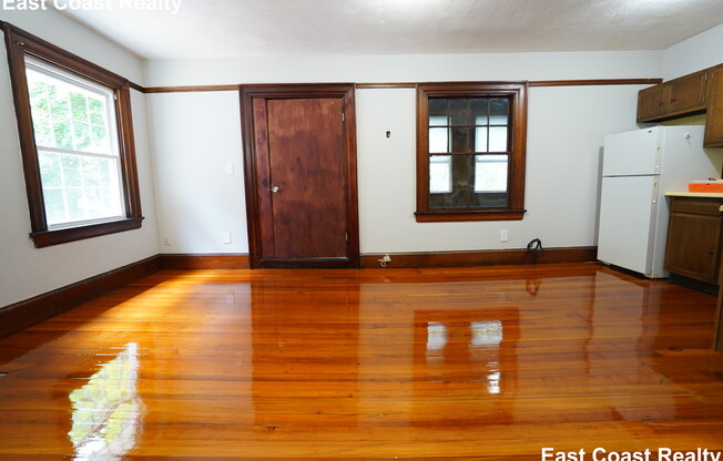 266 CHESTNUT HL AVE