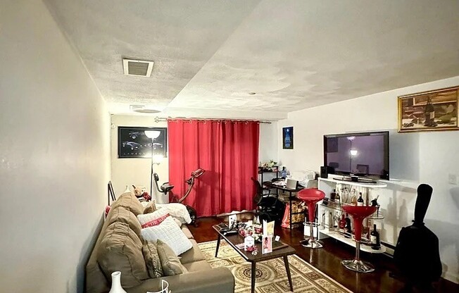 205 FRY ST