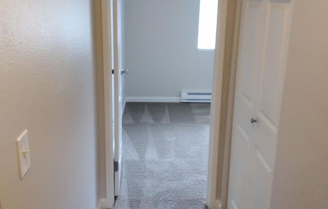 2 beds, 1 bath, 776 sqft, $1,325, Unit 107